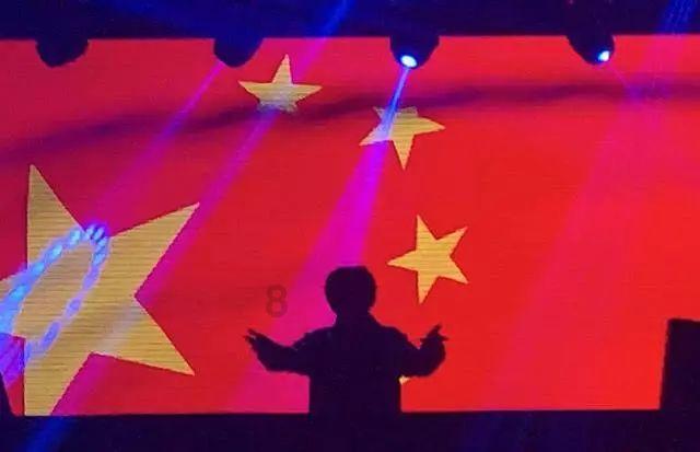 面对着各方面的压力,我们是不是该为自己而活?